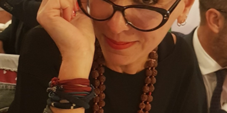 Partiamo con un po’ di storia. Vediamo un po’, chi interrogo oggi?